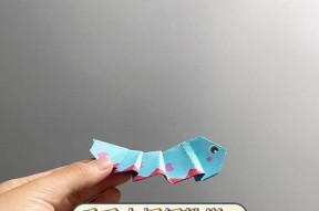 《追寻梦幻大陆，畅游毛毛虫坐骑》（探索奇幻世界）